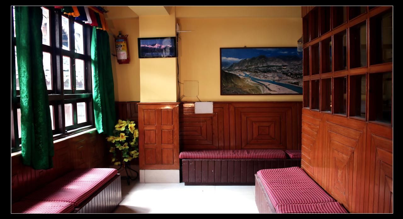 Jain Group Hotel Potala Gangtok Eksteriør bilde